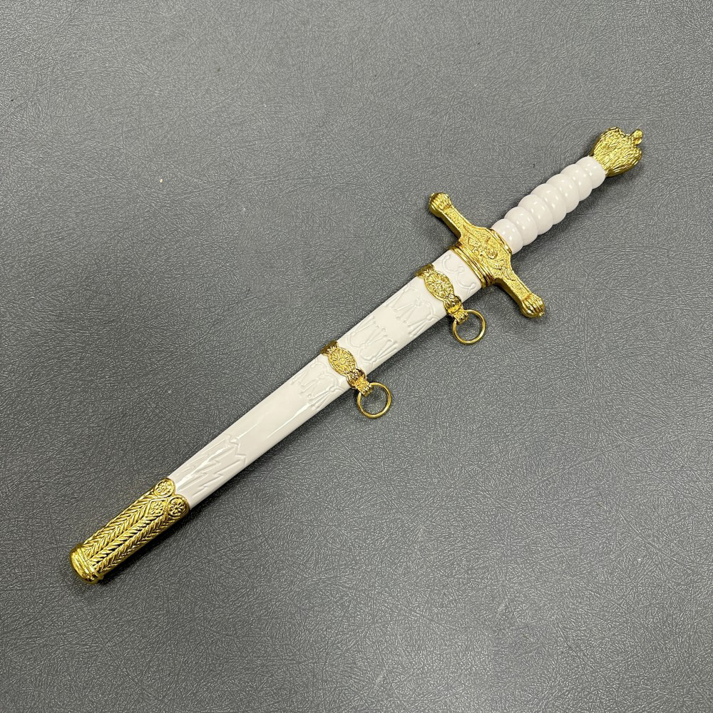 WW II German Military Dagger Third Reich Eagle Imperial Dress Sword - Image 4